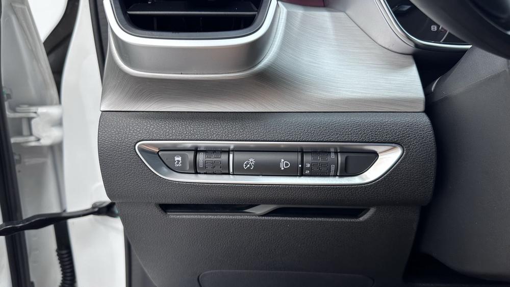 2022 #10 2022 car image #10