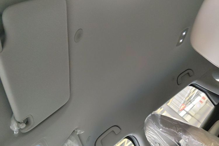 BYD YuanUP 2026 car image #18