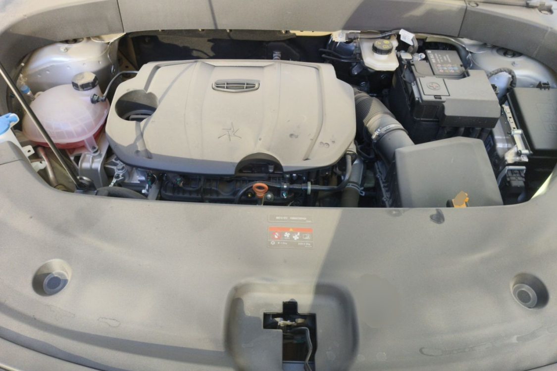 GEELY Boyue L 2025 car image #10
