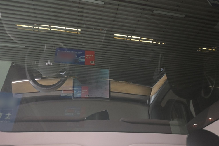 Tesla Model Y 2023 #18 Tesla Model Y 2023 car image #18