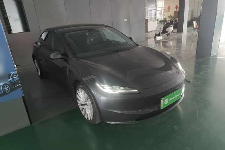 Tesla Model 3 2024 #4 Tesla Model 3 2024 car image #4