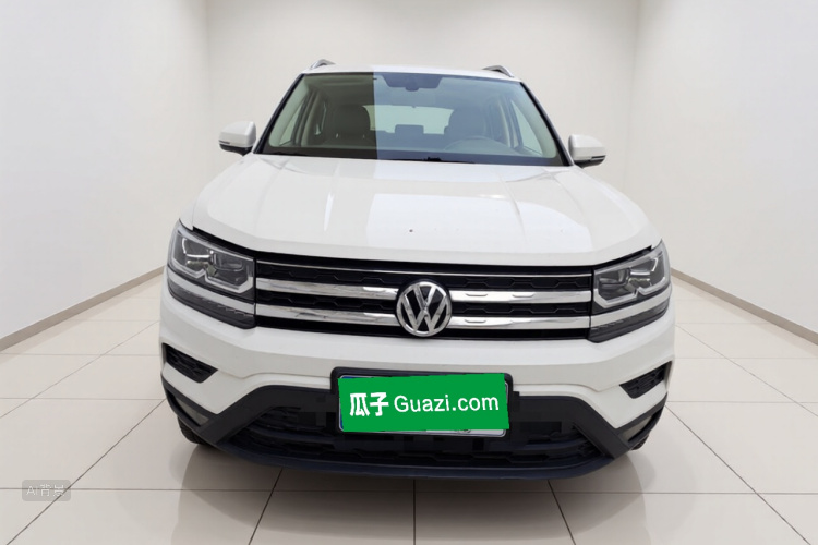 Volkswagen Tharu 2019 car image #3