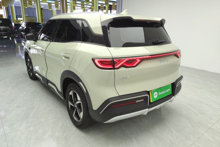 BYD YuanUP 2025 #5 BYD YuanUP 2025 car image #5