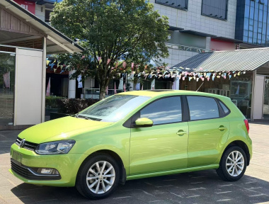 Volkswagen Polo 2015 Volkswagen Polo 2015 изображение автомобиля