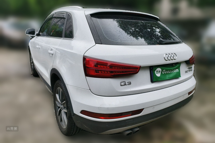 Audi Q3 2018 car image #5