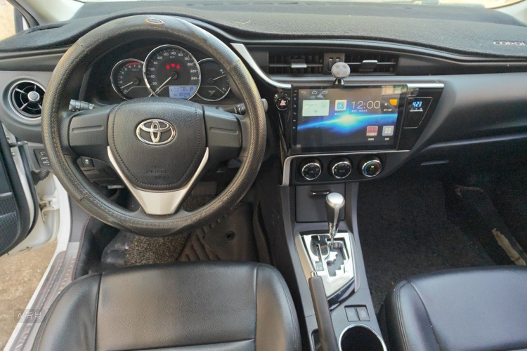 Toyota Corolla 2017 #11 Toyota Corolla 2017 car image #11