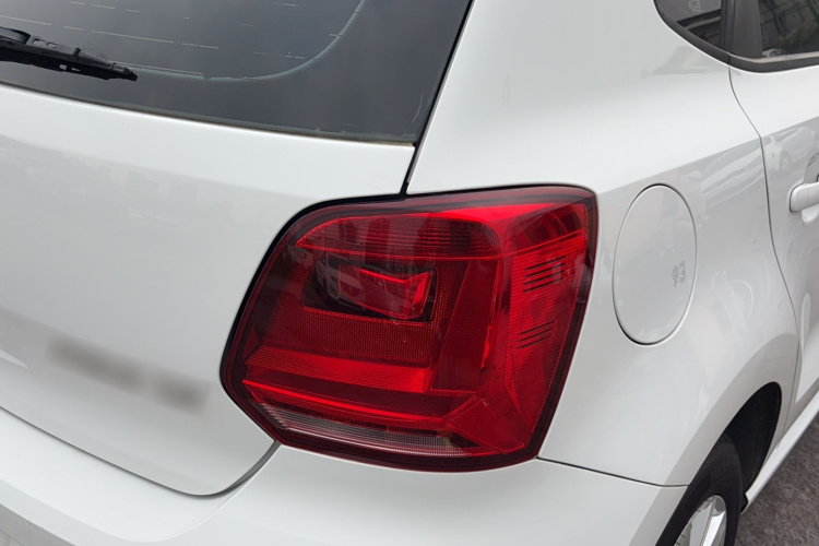 Volkswagen Polo 2015 #8 Volkswagen Polo 2015 car image #8