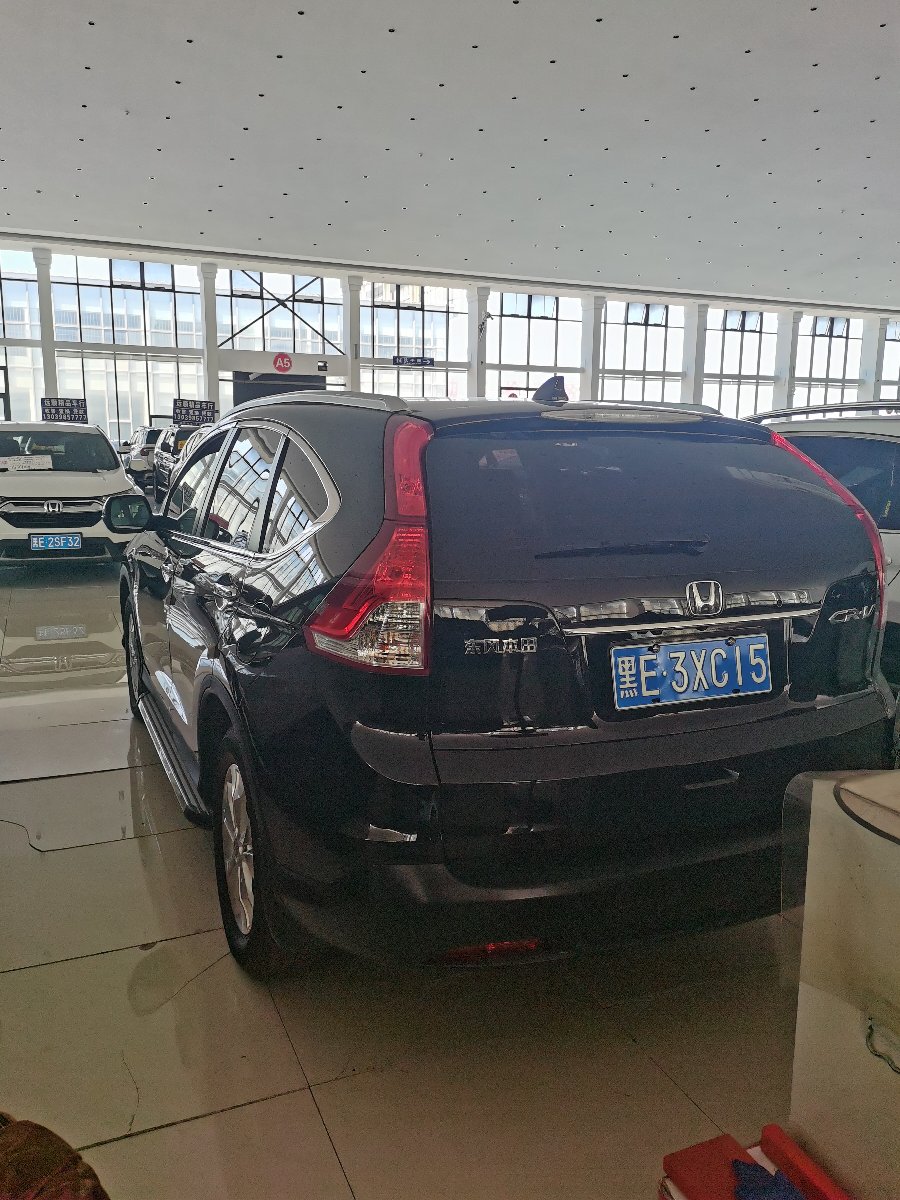 Honda CR-V 2014 #4 Honda CR-V 2014 car image #4