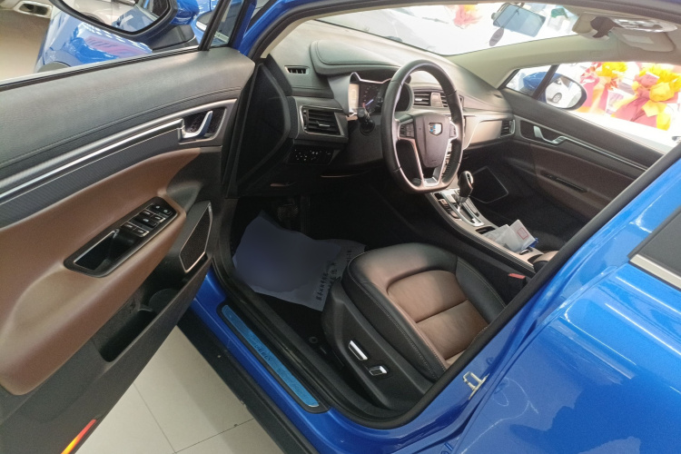 GEELY Emgrand GS 2017 صورة سيارة #16