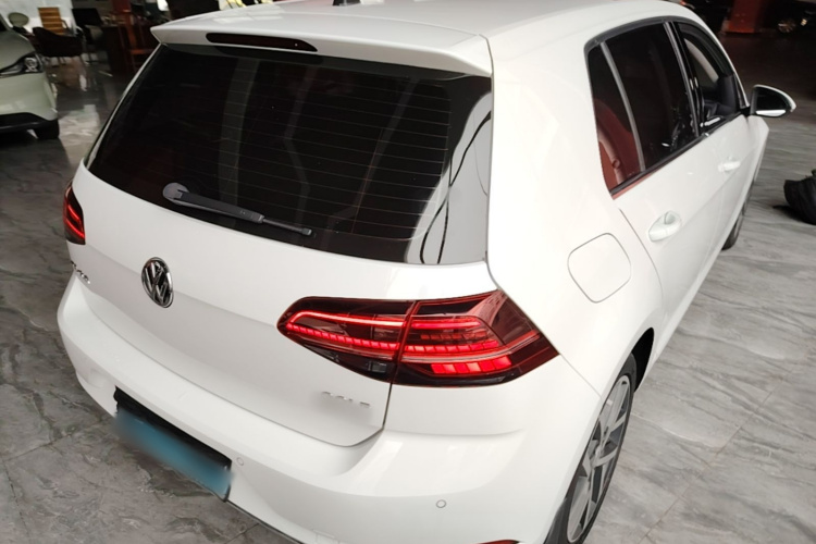Volkswagen Golf 2019 #7 Volkswagen Golf 2019 car image #7