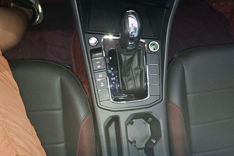 Volkswagen Bora 2022 car image #21