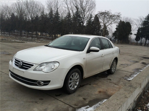 Volkswagen Bora 2012 car image 