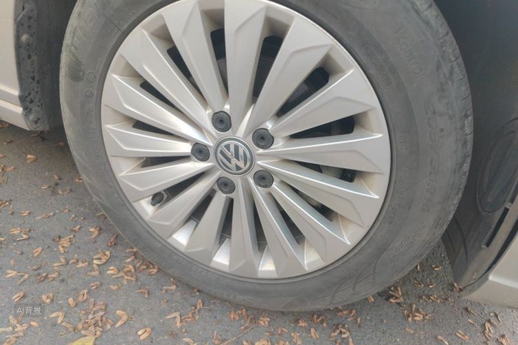 Volkswagen Lavida 2018 car image #9