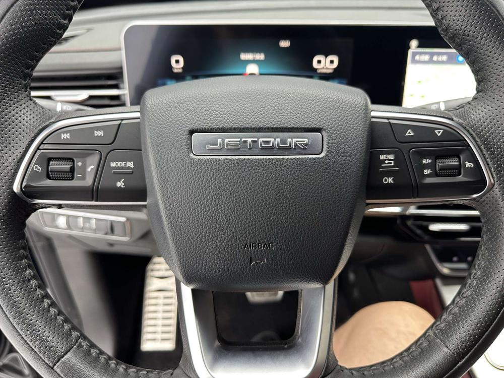Jetour X70 PLUS 2023 car image #11