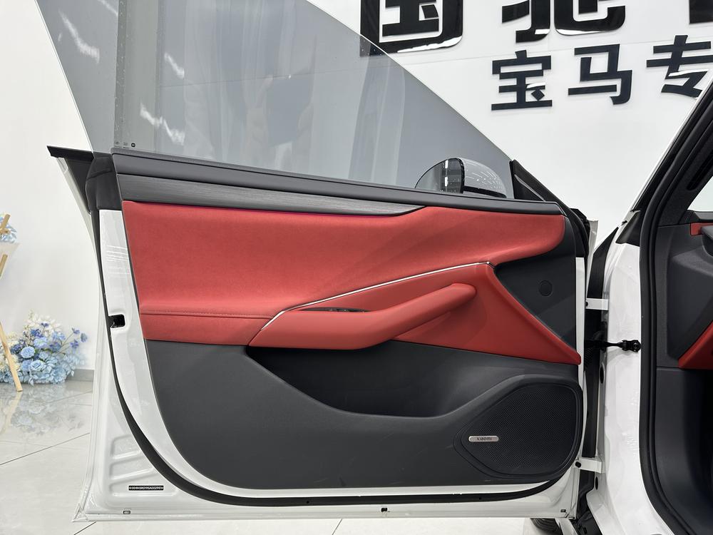 2024 #22 2024 imagen de coche #22