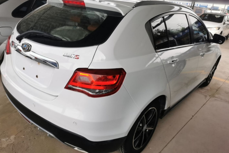 GEELY Emgrand 2016 #7 GEELY Emgrand 2016 car image #7