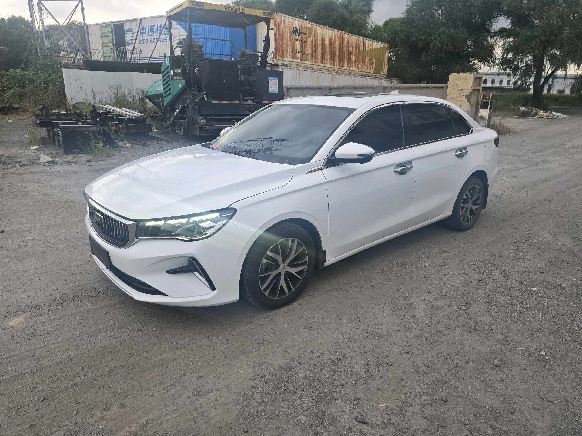 GEELY Emgrand 2022 image de voiture 