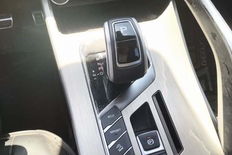 2018 immagine di auto #16