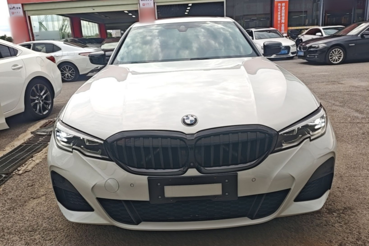 BMW 3 Series 2020 #3 BMW 3 Series 2020 car image #3