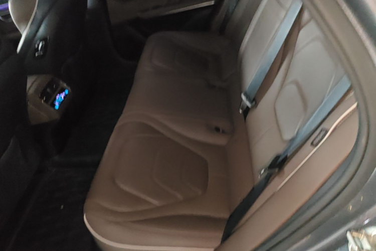BYD Han 2022 car image #17