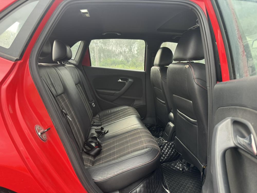 Volkswagen Polo 2014 car image #25