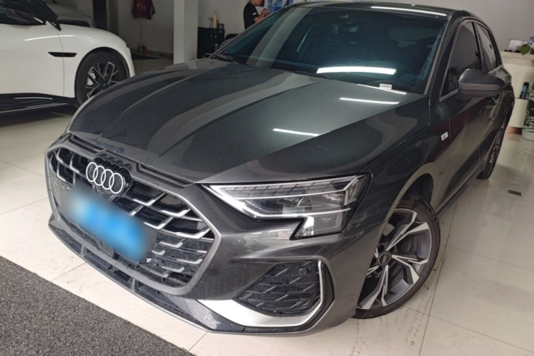 Audi A3 2025 car image #2