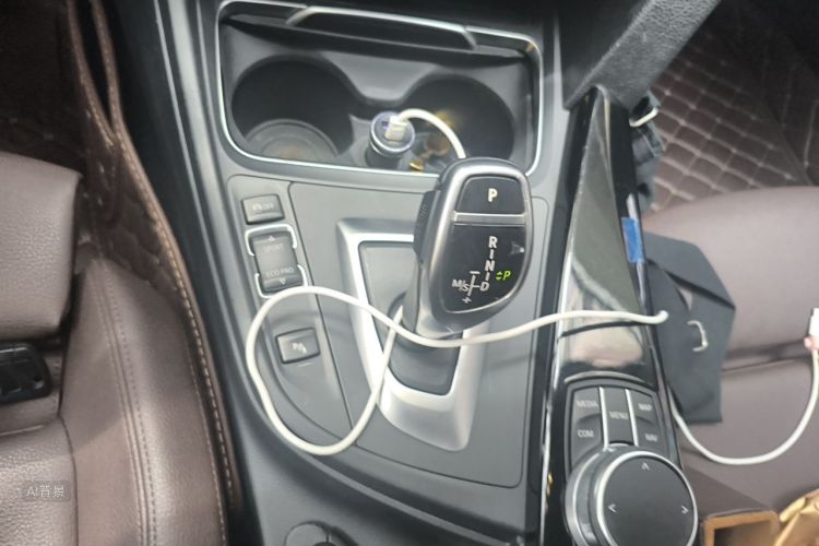 BMW 3 Series 2019 #16 BMW 3 Series 2019 car image #16