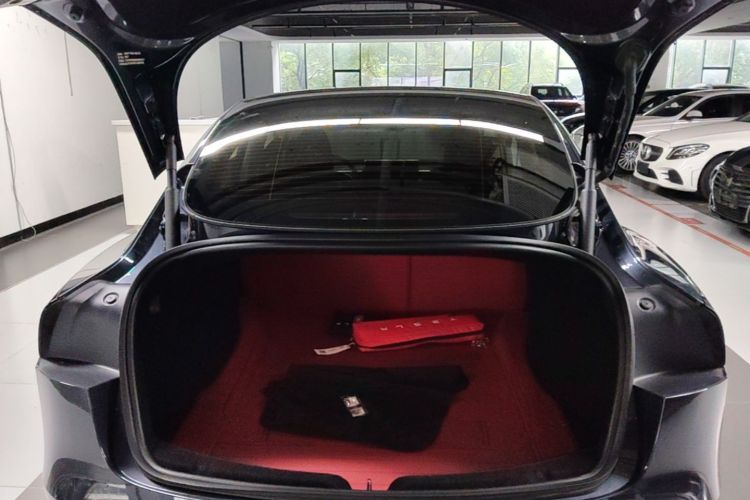 Tesla Model 3 2025 car image #19