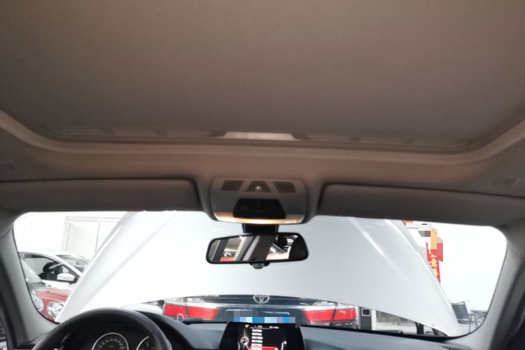 BMW 3 Series 2017 #18 BMW 3 Series 2017 car image #18