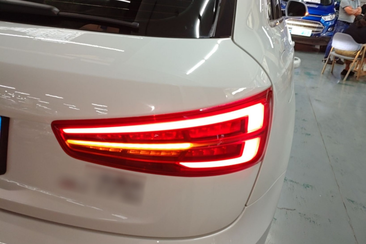 Audi Q3 2019 #8 Audi Q3 2019 car image #8