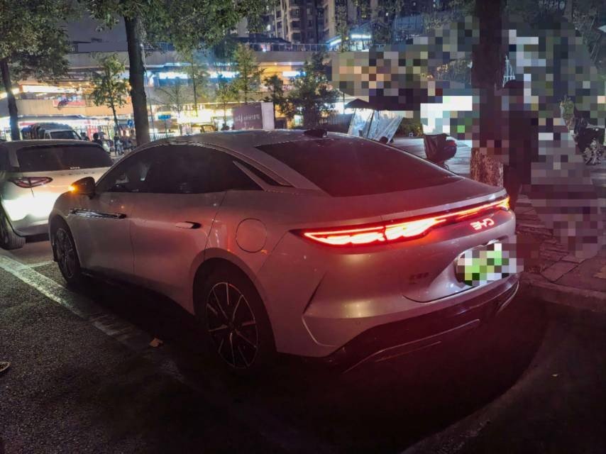 比亚迪 汉L 2025 汽车图片 #6