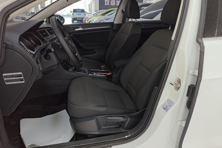 Volkswagen Golf 2017 #15 Volkswagen Golf 2017 car image #15