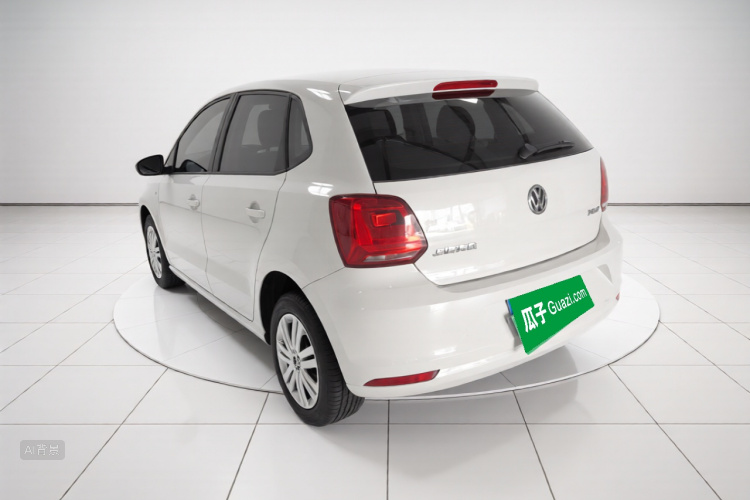 Volkswagen Polo 2014 car image #5