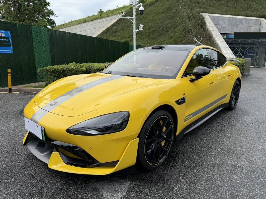 MI SU7 Ultra 2025 car image 