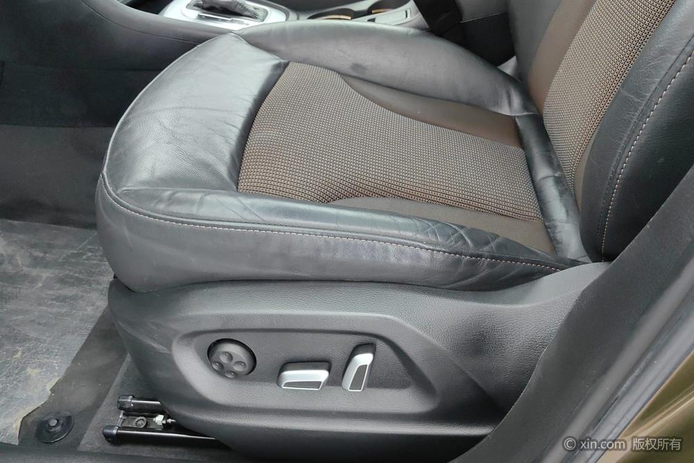 Audi Q3 2018 #18 Audi Q3 2018 car image #18