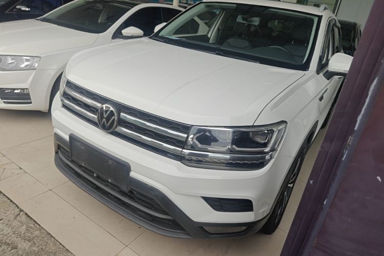 Volkswagen Tharu 2021 car image #2