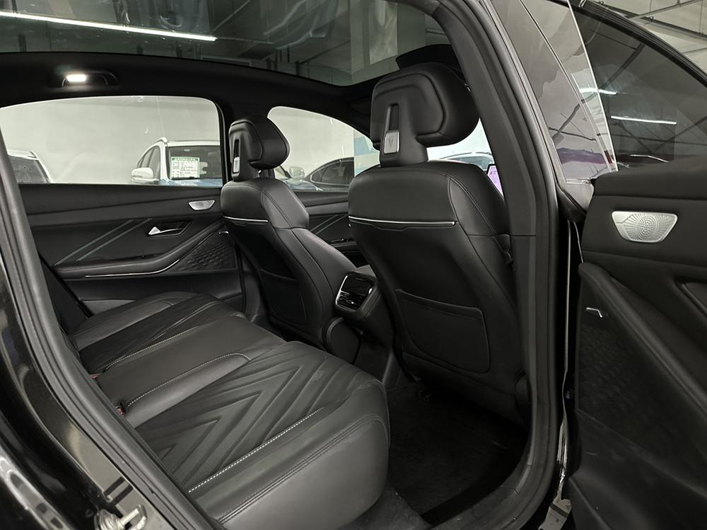 Deepal SL03 2025 car image #10