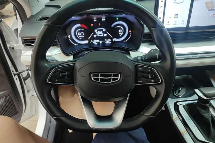 GEELY Emgrand L 2022 car image #11