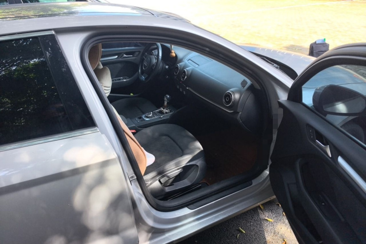 Audi A3 2014 immagine di auto #27