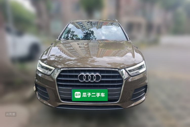 Audi Q3 2018 car image #3