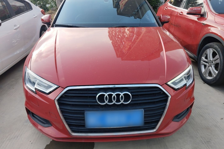 Audi A3 2018 immagine di auto #3