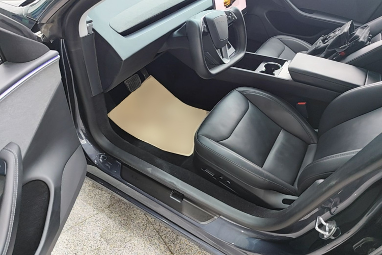 Tesla Model 3 2024 #16 Tesla Model 3 2024 car image #16