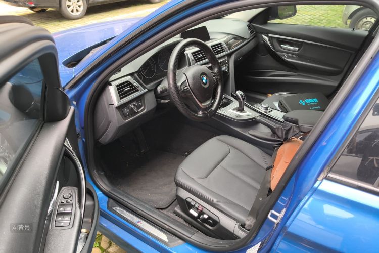 BMW 3 Series 2017 صورة سيارة #17