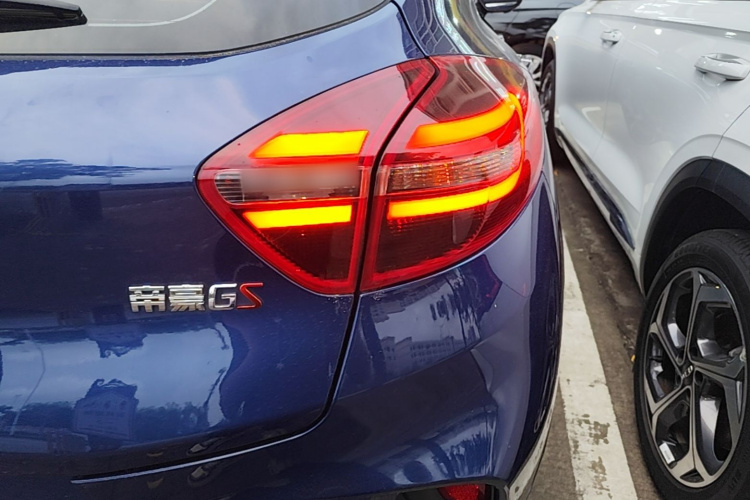 GEELY Emgrand GS 2021 #8 GEELY Emgrand GS 2021 car image #8