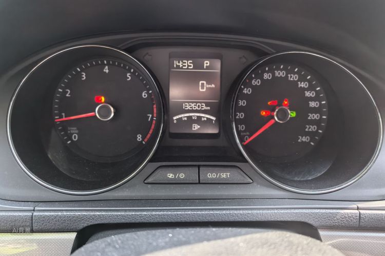 Volkswagen Lavida 2017 car image #14