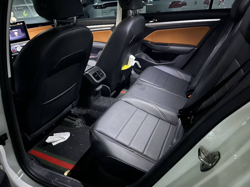 Volkswagen Bora 2023 car image #8