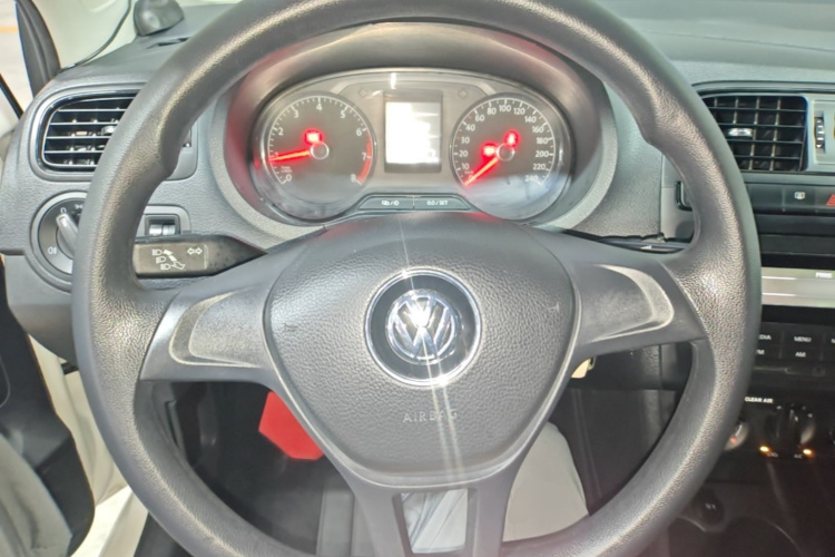 Volkswagen Polo 2017 #11 Volkswagen Polo 2017 car image #11