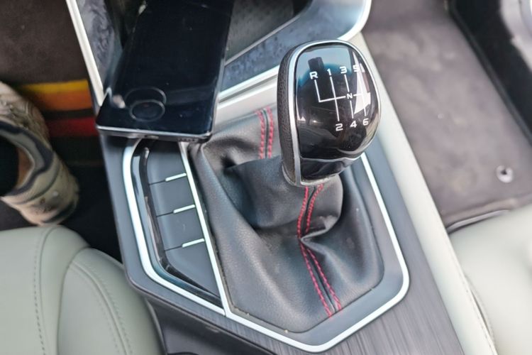 GEELY Binray 2019 imagen de coche #14