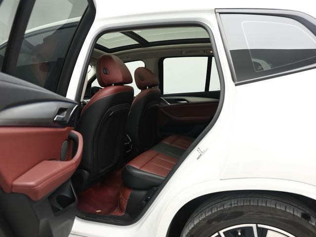BMW iX3 2022 car image #7