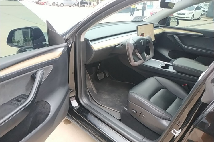 Tesla Model Y 2022 #16 Tesla Model Y 2022 immagine di auto #16